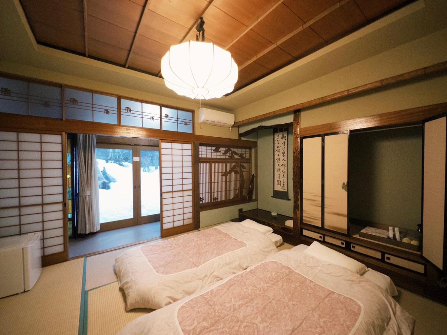 Otarunishikien Bed & Breakfast Exterior photo